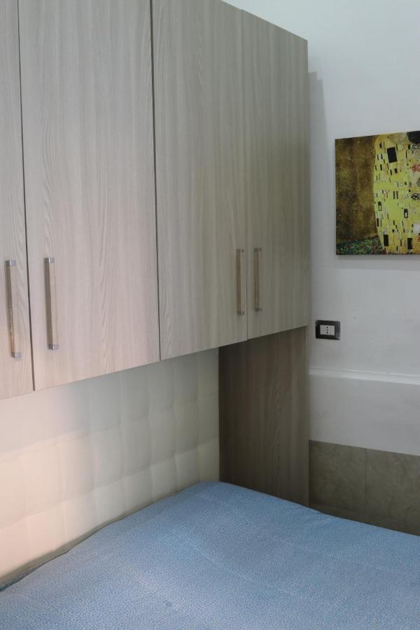 Flaviogioia Apartment Наполи Екстериор снимка
