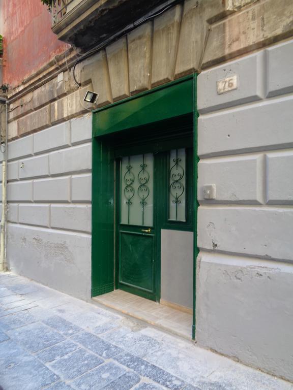 Flaviogioia Apartment Наполи Екстериор снимка
