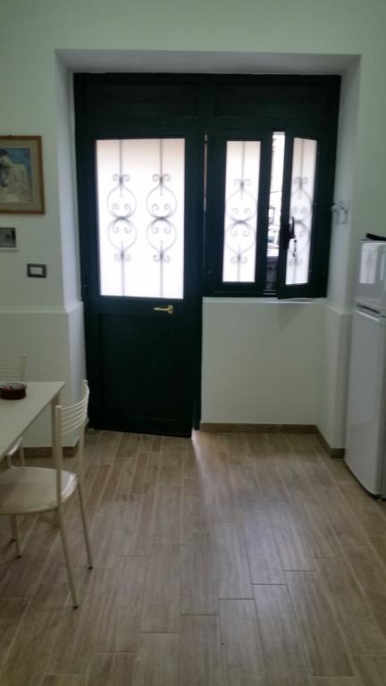 Flaviogioia Apartment Наполи Екстериор снимка